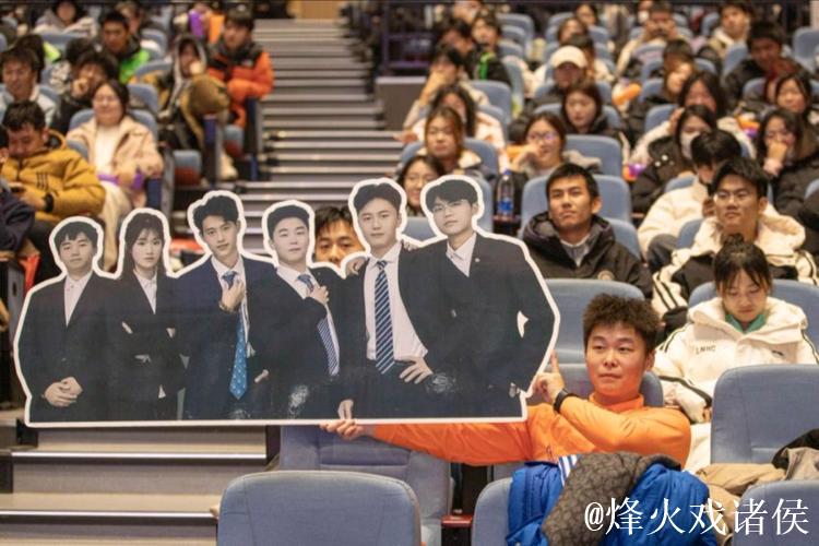 杭州包游区4少年在全国大赛斩获12枚奖牌